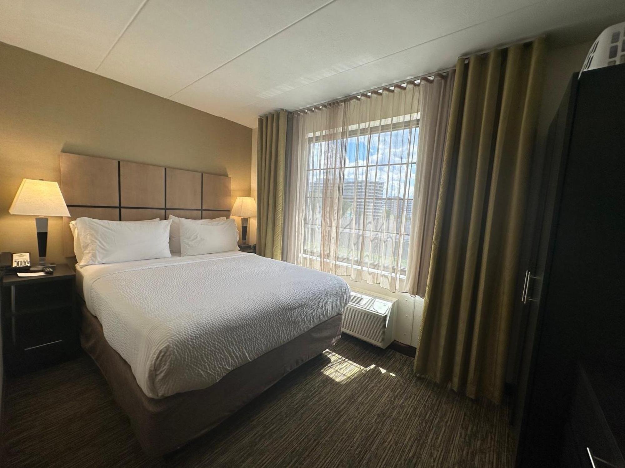 Candlewood Suites Alexandria West By Ihg Buitenkant foto
